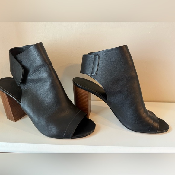 Vince size 9 shoe - Picture 1 of 4